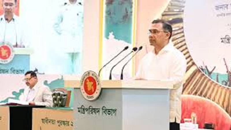 স্বাধীনতা পুরস্কার বিতরণে ঐক্যের আহ্বান,আইনশৃঙ্খলা ও দুর্নীতি দমনে জোর দিলেন তারেক রহমান